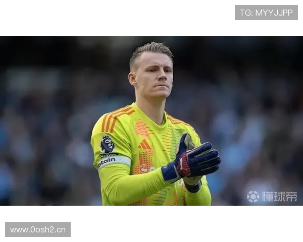 英超詹姆斯任意球门将送助攻